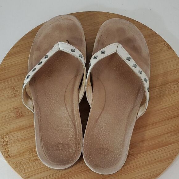UGG Sadie Studded White Leather Thong Sandals Women's Size 8.5 - Picture 4 of 10